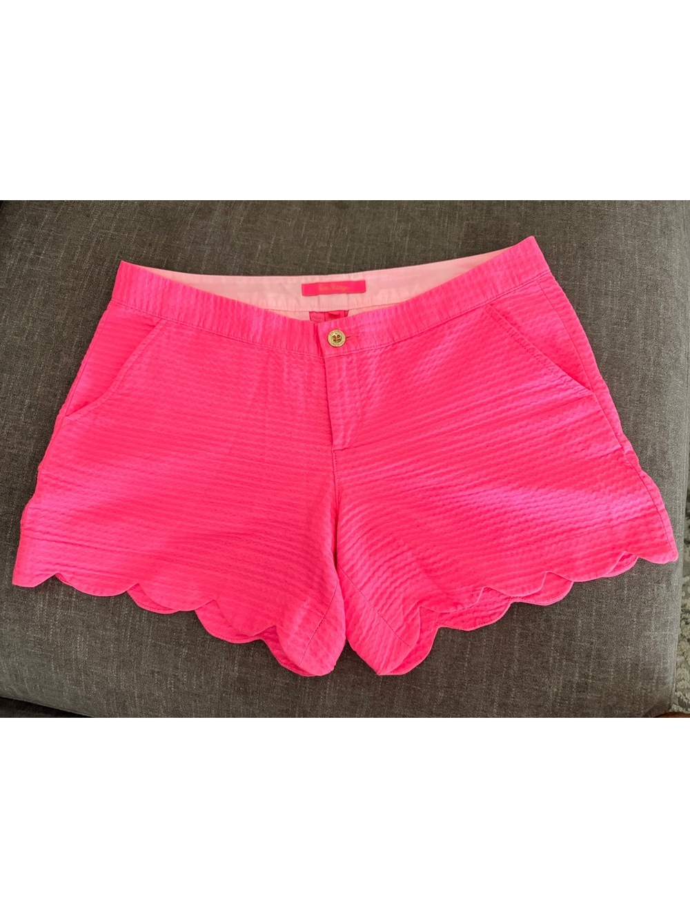 Lilly Pulitzer Women's Scalloped Hem Shorts Size 8 Hot Pink